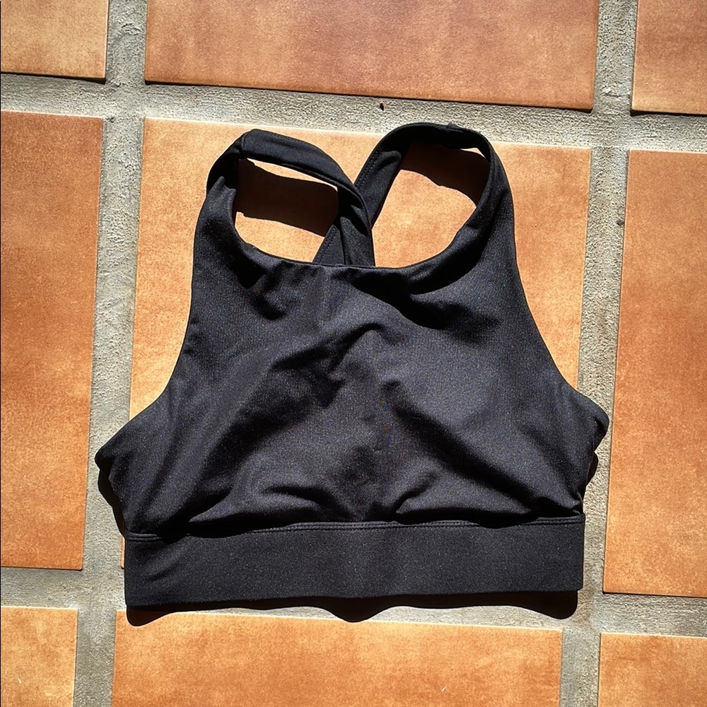 Last Chance! Fabletics Shiny Black Sports Bra